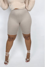 Load image into Gallery viewer, Body Basic Biker Shorts - Miss DQ